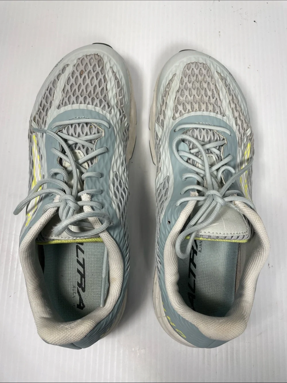 ALTRA Women's Viho Road Running Shoe Size 8.5 Mesh Lace Up Performance